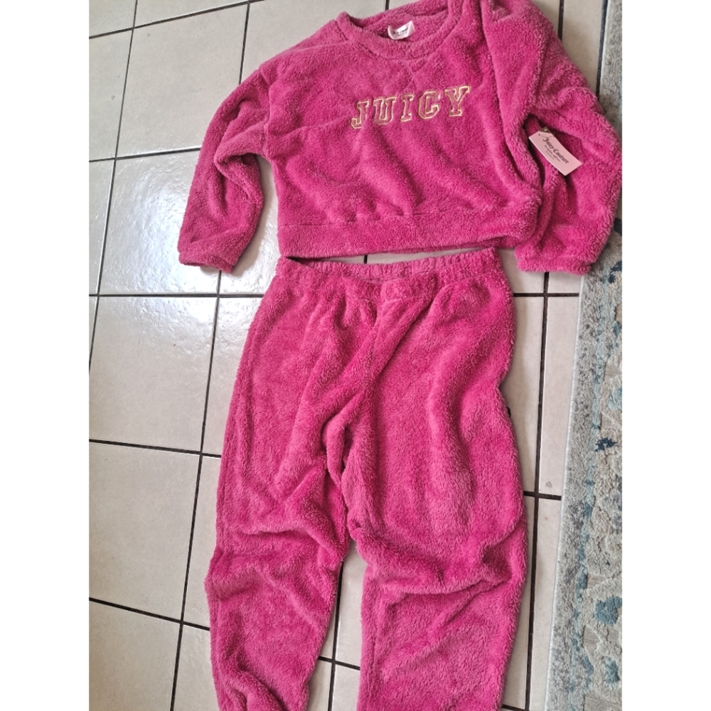 Juicy Couture sleepwear lounge set